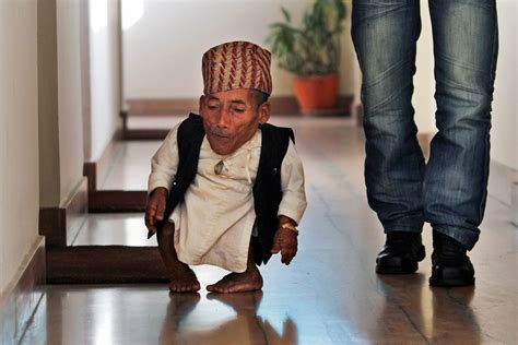 tiniest man in the world.